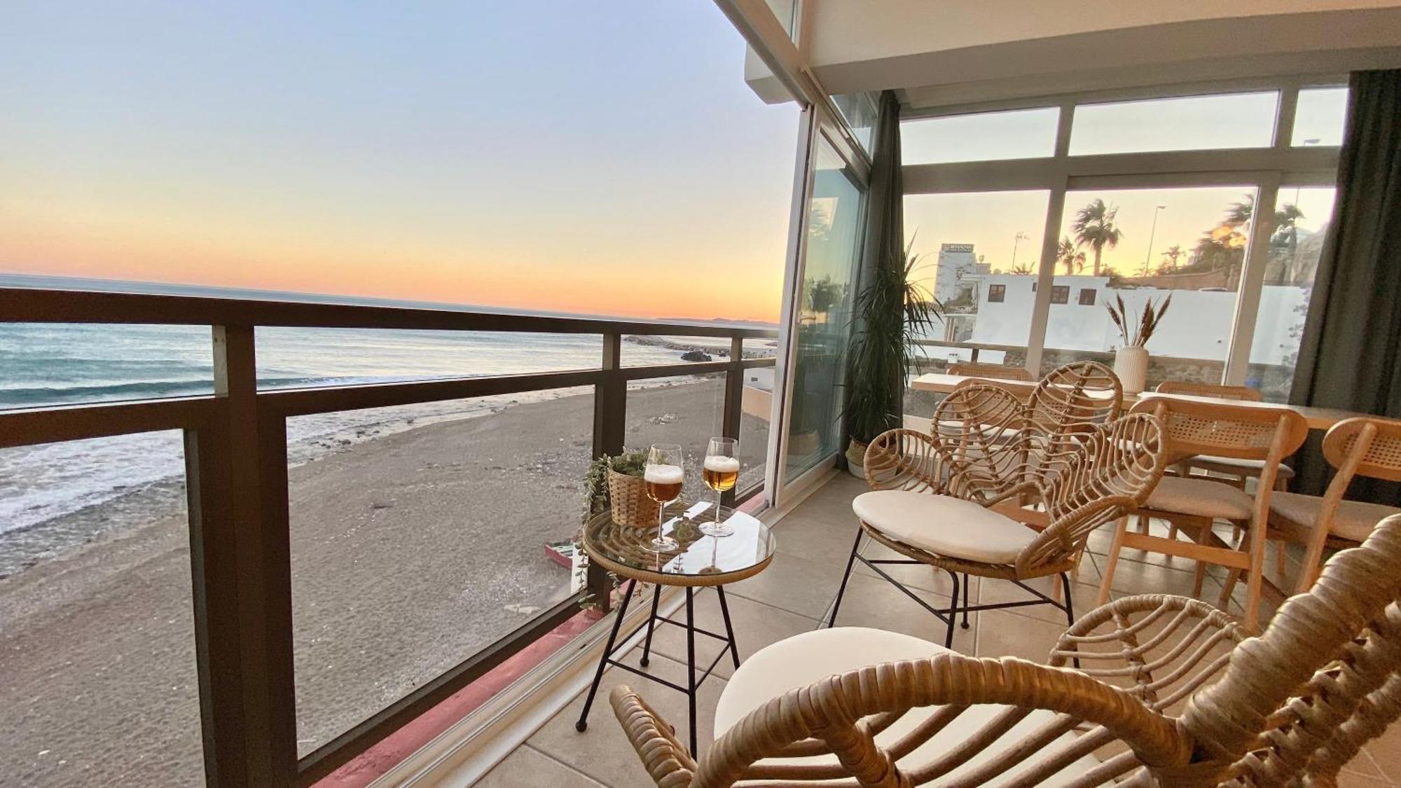 Mar Suites Malaga ベナルマデナ エクステリア 写真