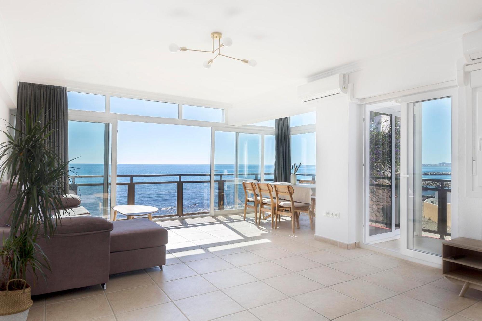 Mar Suites Malaga ベナルマデナ エクステリア 写真